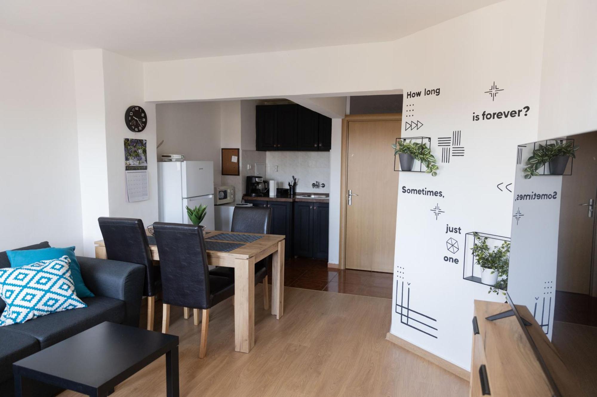 Lovely 1Bd Flat Near The Sea Garden By Flat Mаnаger ブルガス エクステリア 写真