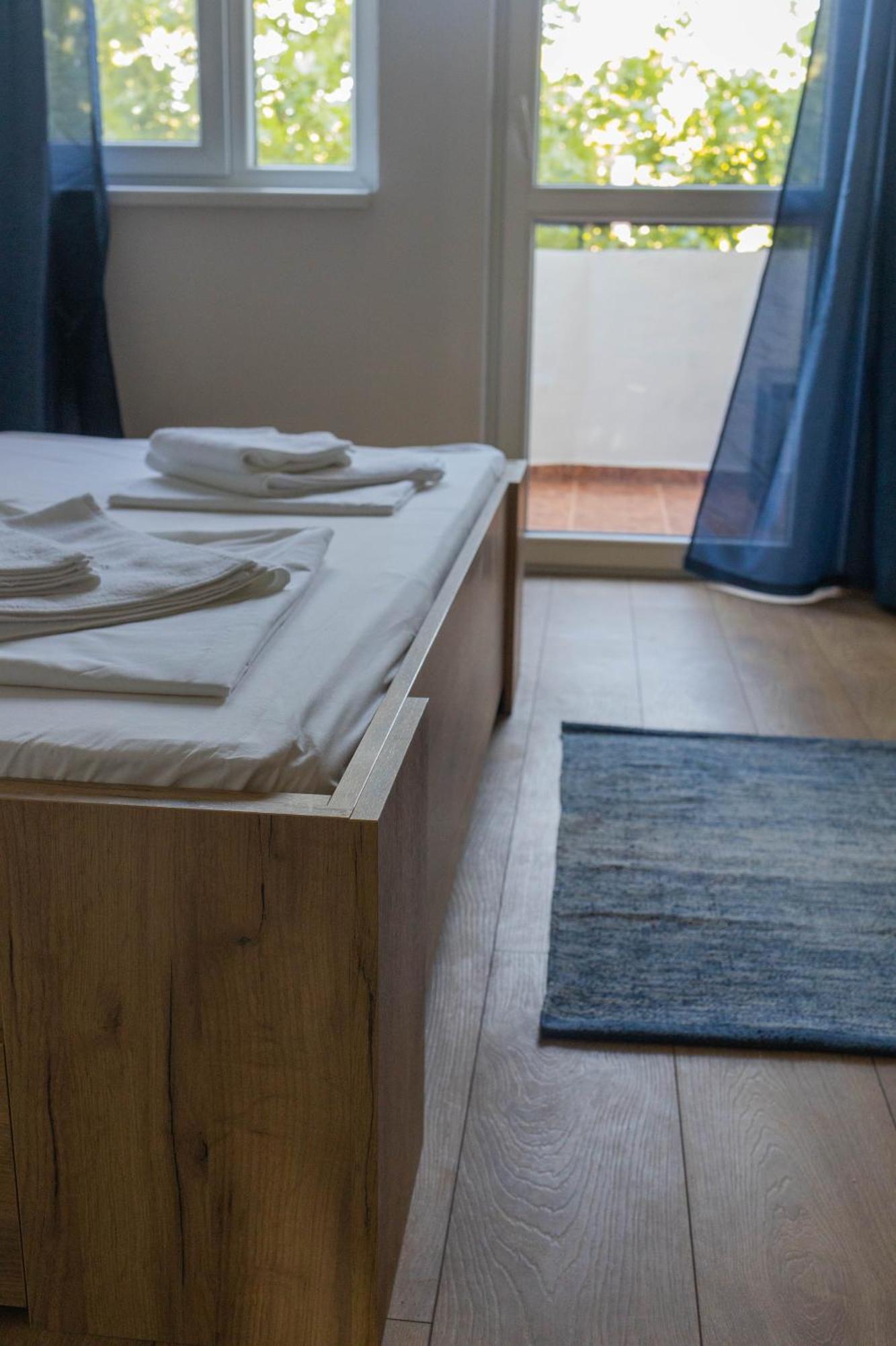 Lovely 1Bd Flat Near The Sea Garden By Flat Mаnаger ブルガス エクステリア 写真